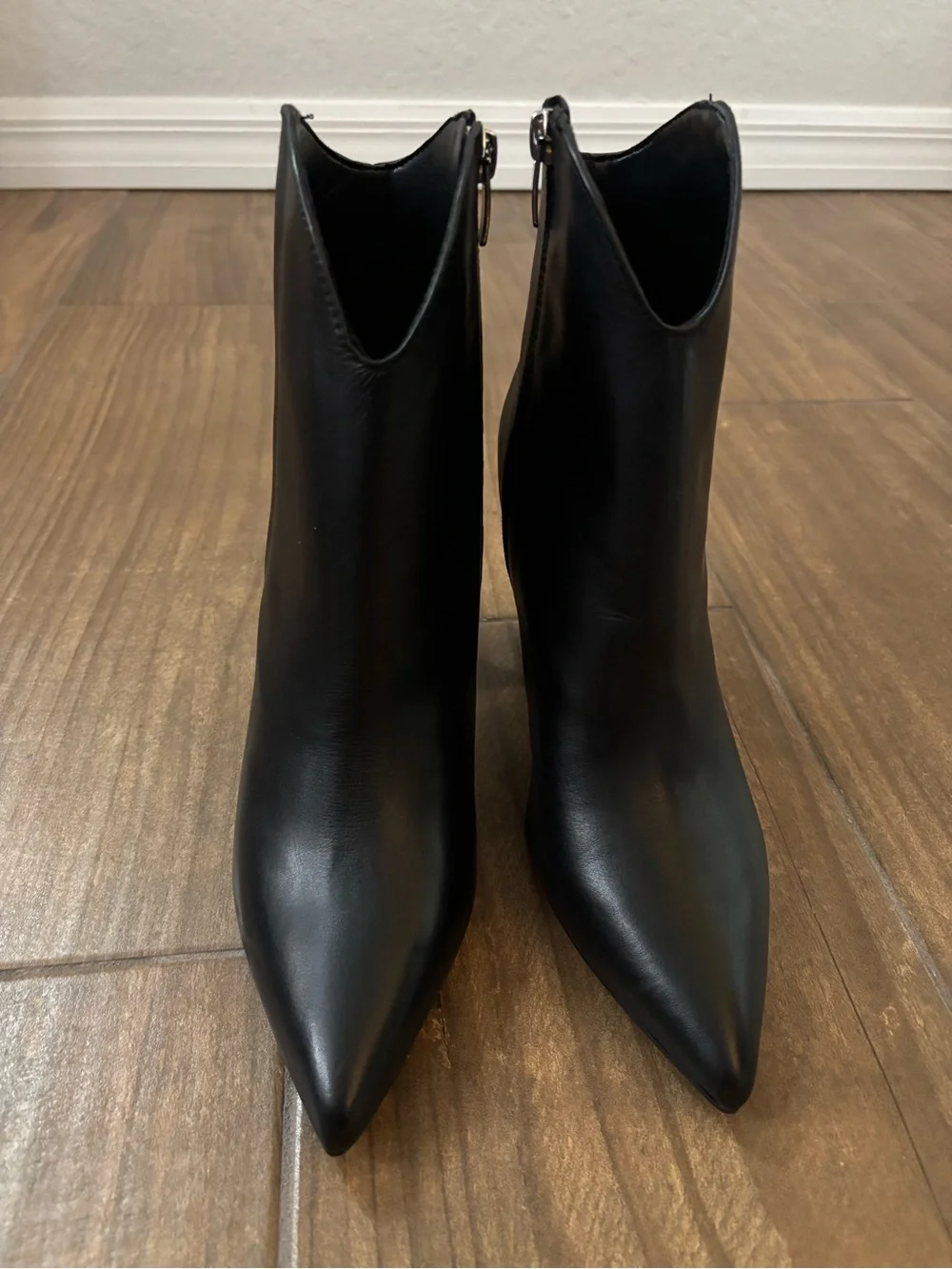 Nine West GHOST Black Leather Pointed Toe Ankle Boot Bootie Block Heel
